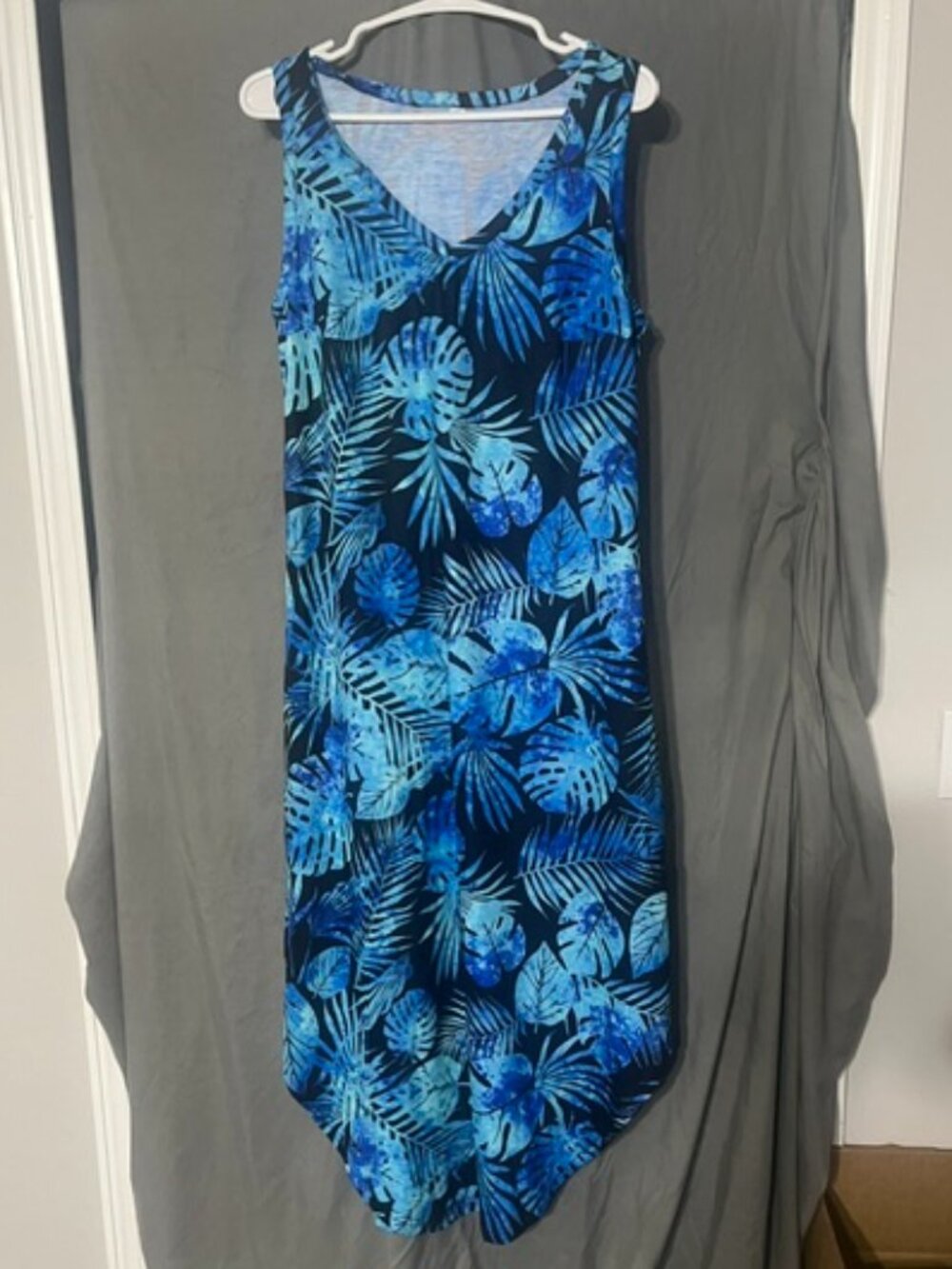 New Exclusive Everyday blue tropical leaf sleeveless dress